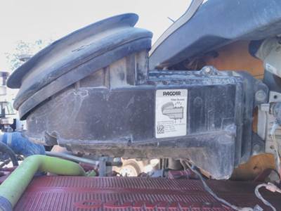 Kenworth T880 Air Cleaner / Air Filter Housing