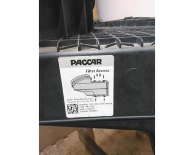 Kenworth T880 Air Cleaner / Air Filter Housing