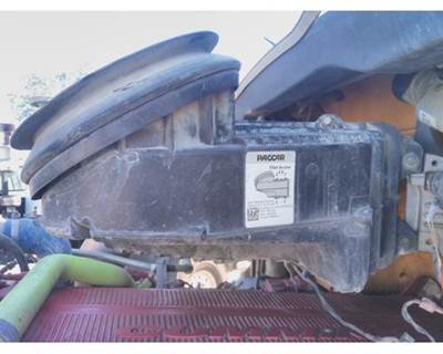 Kenworth T880 Air Cleaner / Air Filter Housing