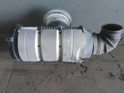 Mack Anthem Air Cleaner / Air Filter Housing