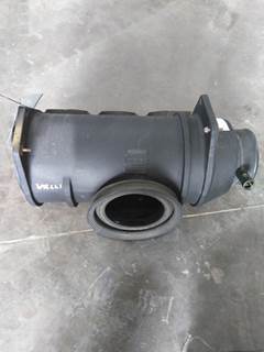 Mack CH612 Air Cleaner / Air Filter Housing