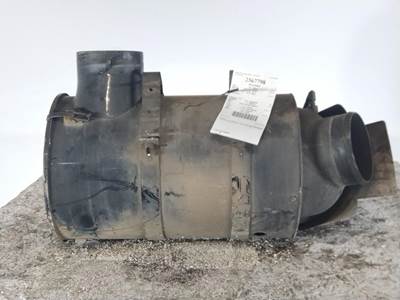 Mack LEU613 Right Air Cleaner / Air Filter Housing