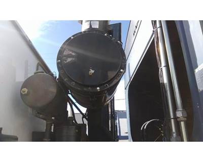 Mack LEU613 Air Cleaner / Air Filter Housing