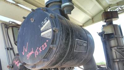 Mack LEU633 Left Air Cleaner / Air Filter Housing