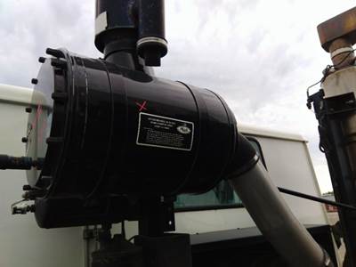 Mack LEU633 Air Cleaner / Air Filter Housing