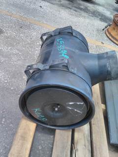 Mack MRU613 Air Cleaner / Air Filter Housing