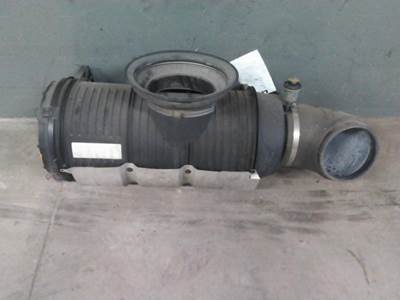Mack Pinnacle CXU612 Air Cleaner / Air Filter Housing for a Mack CXU612