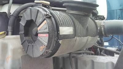 Mack Pinnacle CXU613 Right Air Cleaner / Air Filter Housing for a Mack CXU613