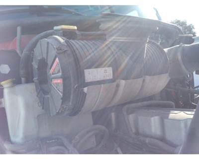 Mack Pinnacle CXU613 Air Cleaner / Air Filter Housing for a Mack CXU613