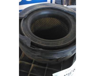 Mack Pinnacle CXU613 Right Air Cleaner / Air Filter Housing for a Mack CXU613
