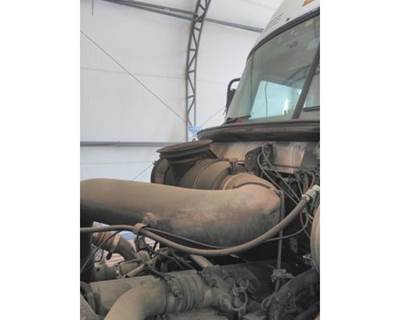Mack Vision CXN612 Air Cleaner / Air Filter Housing for a Mack CXN612