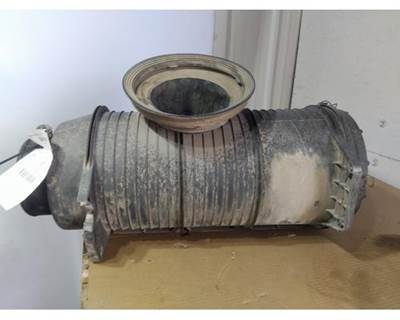 Mack Vision CXN613 Right Air Cleaner / Air Filter Housing for a Mack CXN613