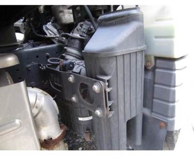 Mitsubishi Fuso FEC72S Air Cleaner / Air Filter Housing