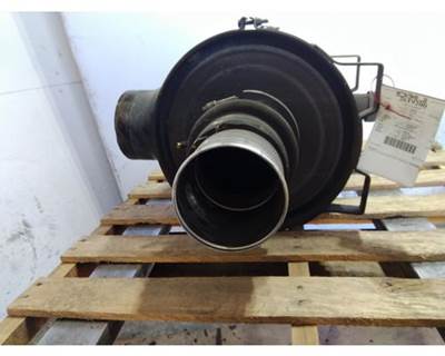 Peterbilt 320 Air Cleaner / Air Filter Housing