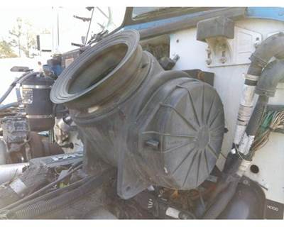 Peterbilt 335 Left Air Cleaner / Air Filter Housing