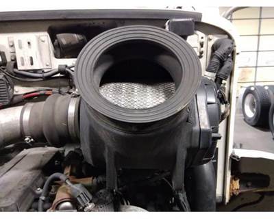 Peterbilt 335 Air Cleaner / Air Filter Housing