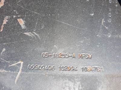 Peterbilt 375 Air Cleaner / Air Filter Housing