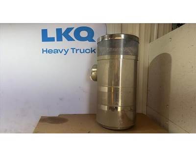 Peterbilt 379EXHD Air Cleaner / Air Filter Housing for a Peterbilt 379 EXHD
