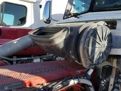 Peterbilt 386 Air Cleaner / Air Filter Housing