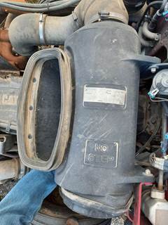 Peterbilt 386 Left Air Cleaner / Air Filter Housing