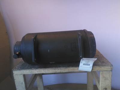 Peterbilt 386 Air Cleaner / Air Filter Housing