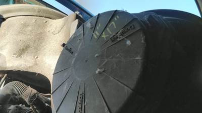 Peterbilt 387 Right Air Cleaner / Air Filter Housing
