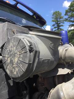 Peterbilt 387 Left Air Cleaner / Air Filter Housing