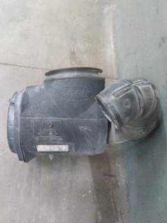 Peterbilt 387 Air Cleaner / Air Filter Housing