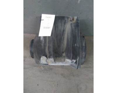 Peterbilt 387 Air Cleaner / Air Filter Housing