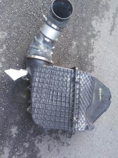 Peterbilt 567 Air Cleaner / Air Filter Housing