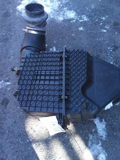Peterbilt 567 Air Cleaner / Air Filter Housing