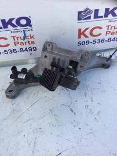 Peterbilt 567 Left Air Cleaner / Air Filter Housing