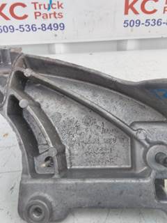 Peterbilt 567 Left Air Cleaner / Air Filter Housing