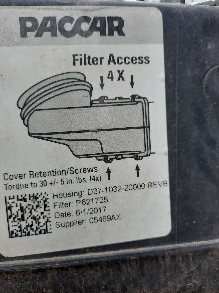 2018 Peterbilt 579 Air Cleaner / Air Filter Housing For Sale Spokane