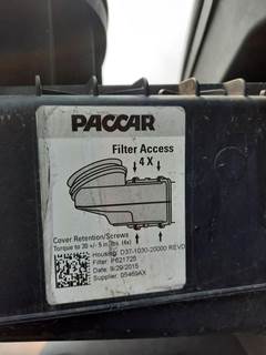 Peterbilt 579 Air Cleaner / Air Filter Housing