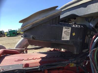 Peterbilt 579 Air Cleaner / Air Filter Housing