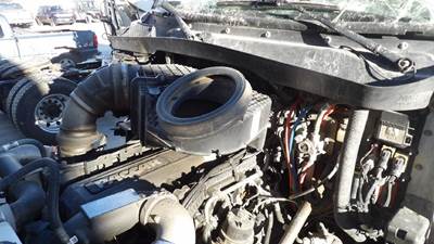 Peterbilt 579 Air Cleaner / Air Filter Housing