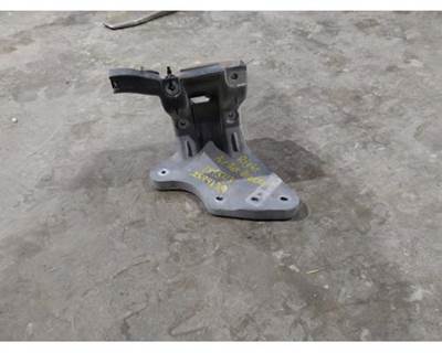 Peterbilt 579 Right Air Cleaner / Air Filter Housing