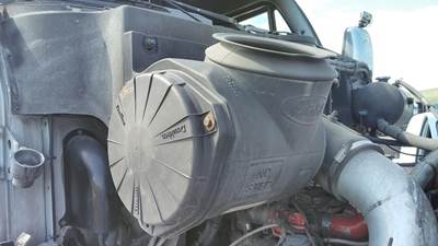 Peterbilt 587 Right Air Cleaner / Air Filter Housing