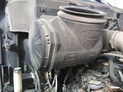 Peterbilt 587 Air Cleaner / Air Filter Housing