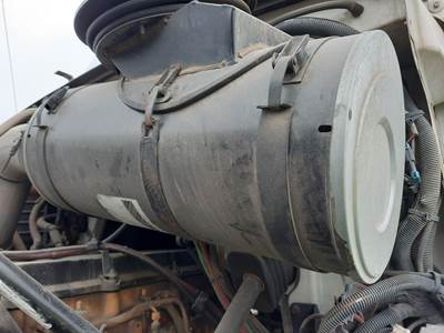 Sterling A9500 Air Cleaner / Air Filter Housing