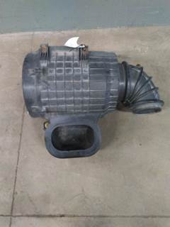 Volvo VNL Air Cleaner / Air Filter Housing