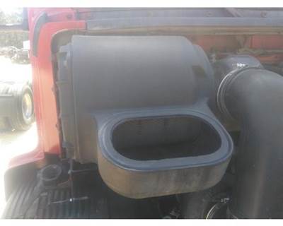 Volvo VNL Air Cleaner / Air Filter Housing