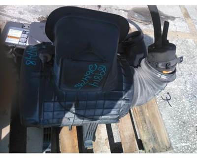 Volvo VNM Air Cleaner / Air Filter Housing