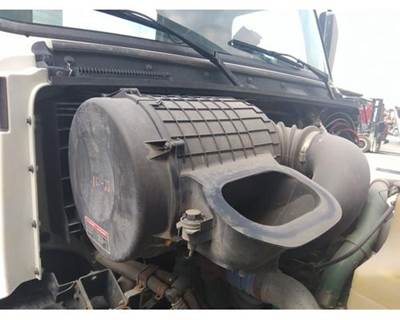 Volvo VNM Air Cleaner / Air Filter Housing