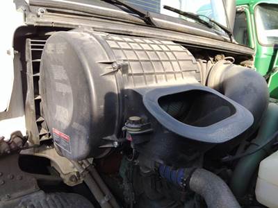 Volvo VNR Air Cleaner / Air Filter Housing