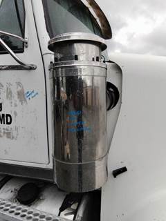 Western Star 4900 Right Air Cleaner / Air Filter Housing