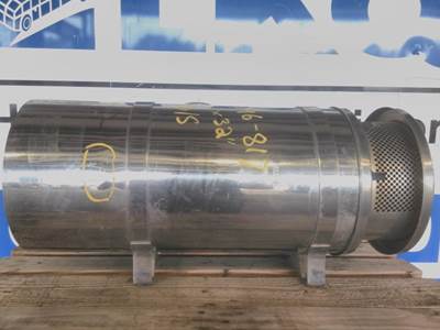 Western Star 4900 Left Air Cleaner / Air Filter Housing