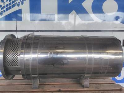 Western Star 4900 Right Air Cleaner / Air Filter Housing