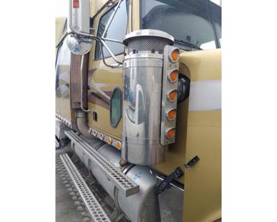 Western Star 4900 Right Air Cleaner / Air Filter Housing